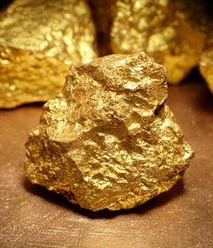 احتمال افزایش قیمت هر اونس طلا تا سطح ۱۳۲۳ دلار