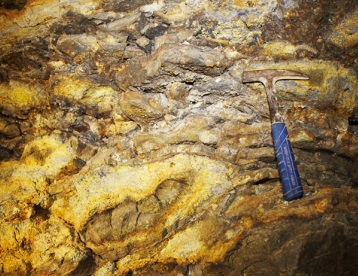 کشف نخستین معدن و ذخیره طلا در استان همدان